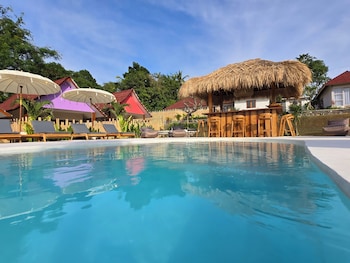 united colors of bali nature