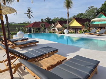 united colors of bali nature