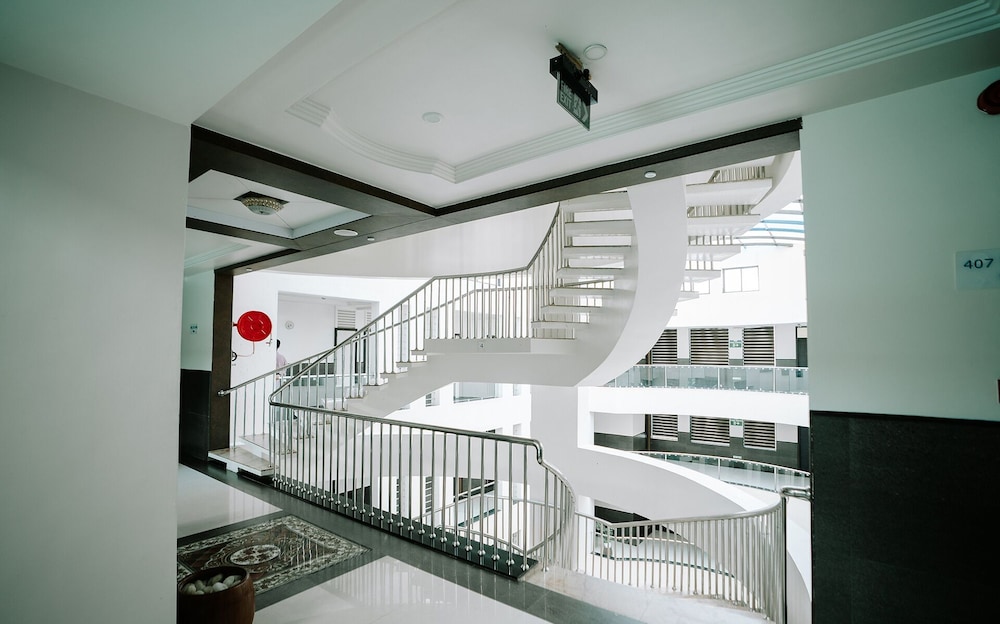 madhuvan suites by blues hotels