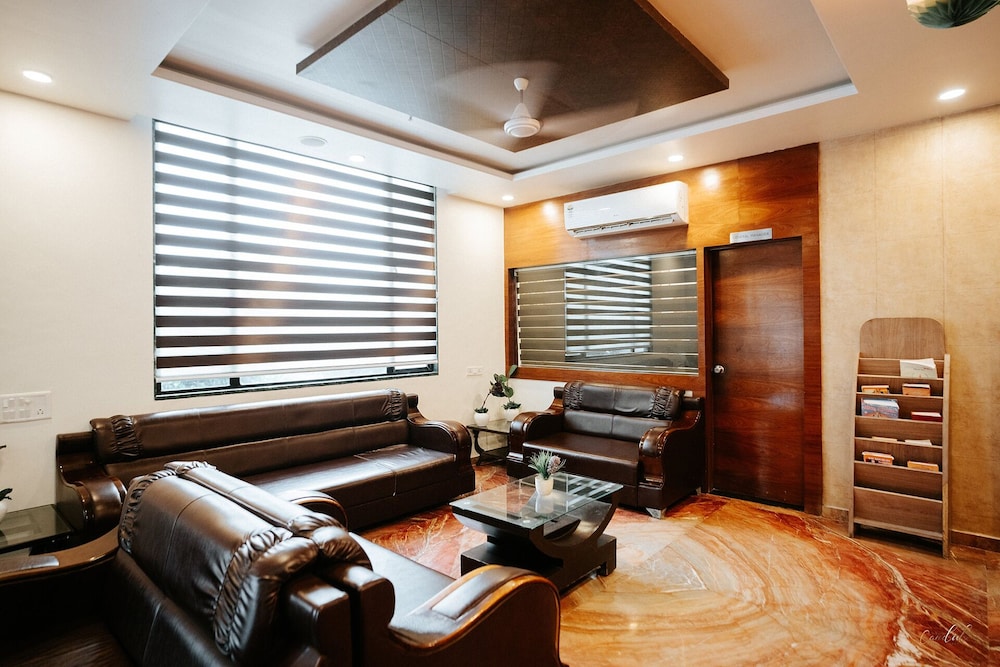 madhuvan suites by blues hotels