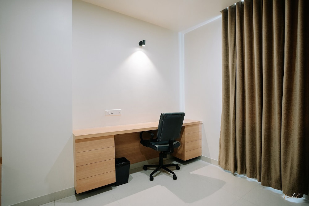 madhuvan suites by blues hotels