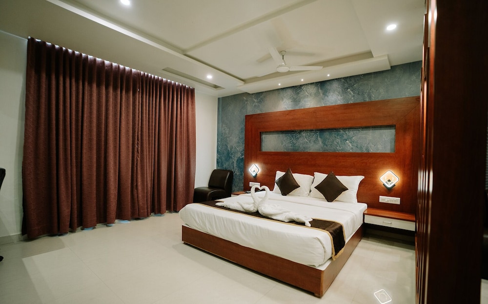 madhuvan suites by blues hotels