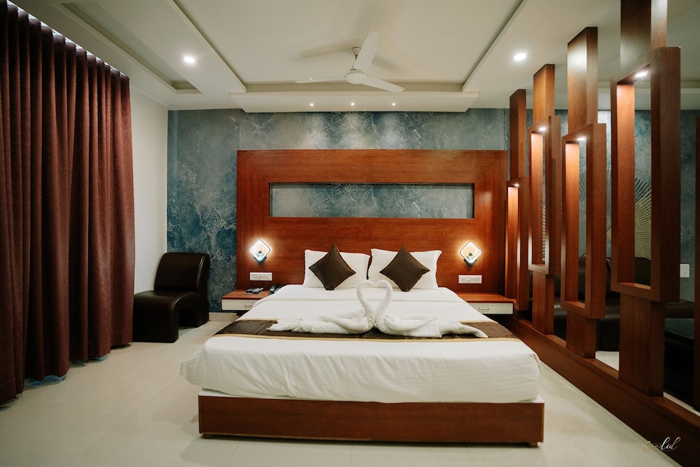 madhuvan suites by blues hotels