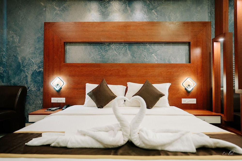 madhuvan suites by blues hotels
