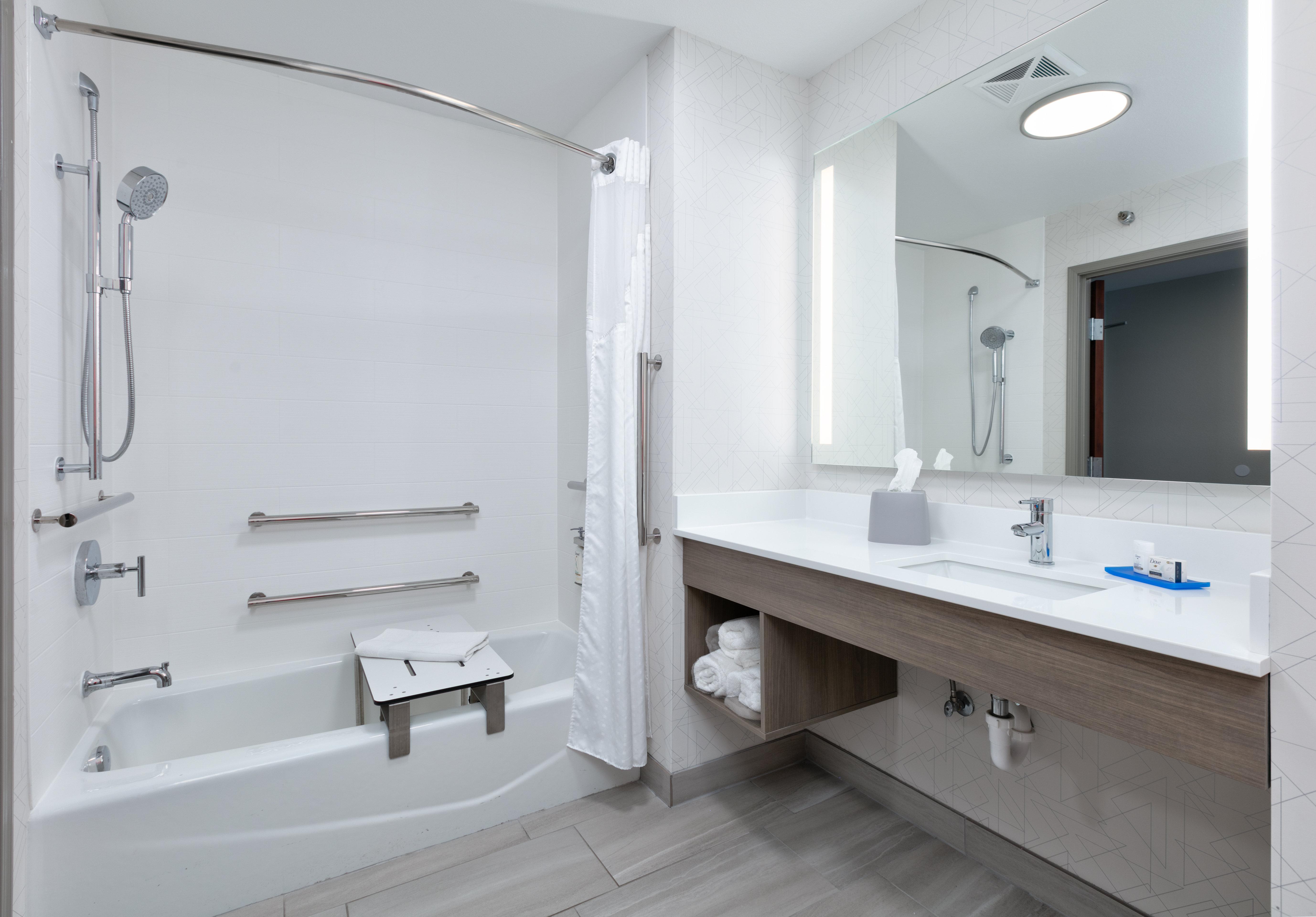 holiday inn express hotel and suites shakopee by ihg