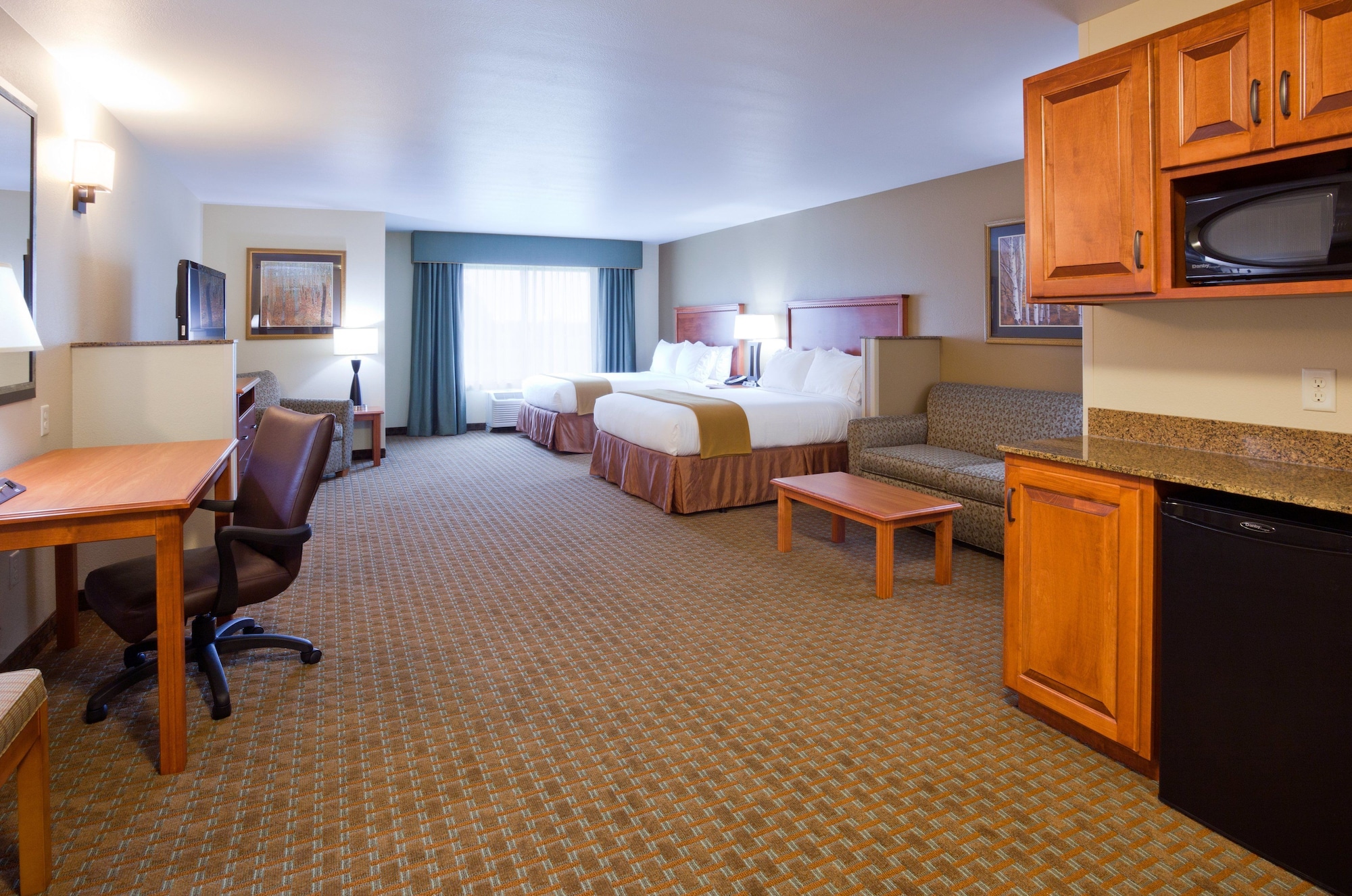 holiday inn express hotel and suites shakopee by ihg
