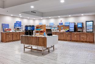 holiday inn express hotel and suites shakopee by ihg