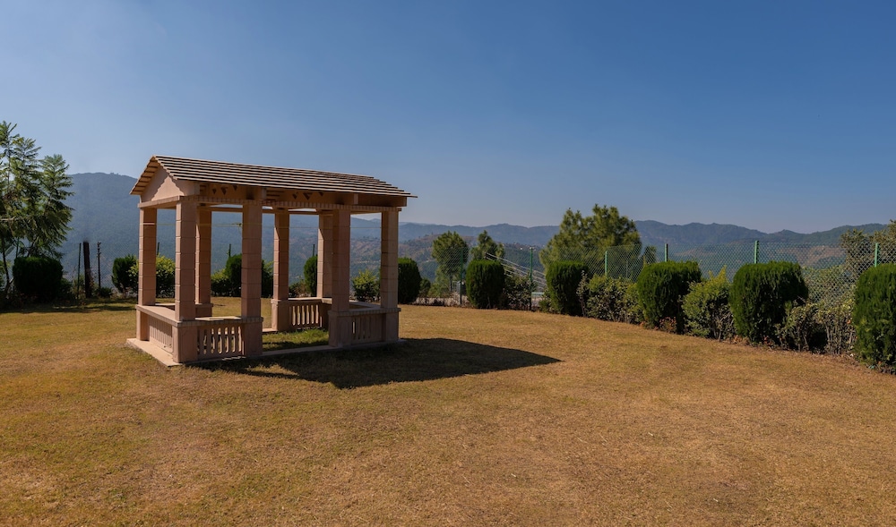 the himalayan bungalow blusalz homes