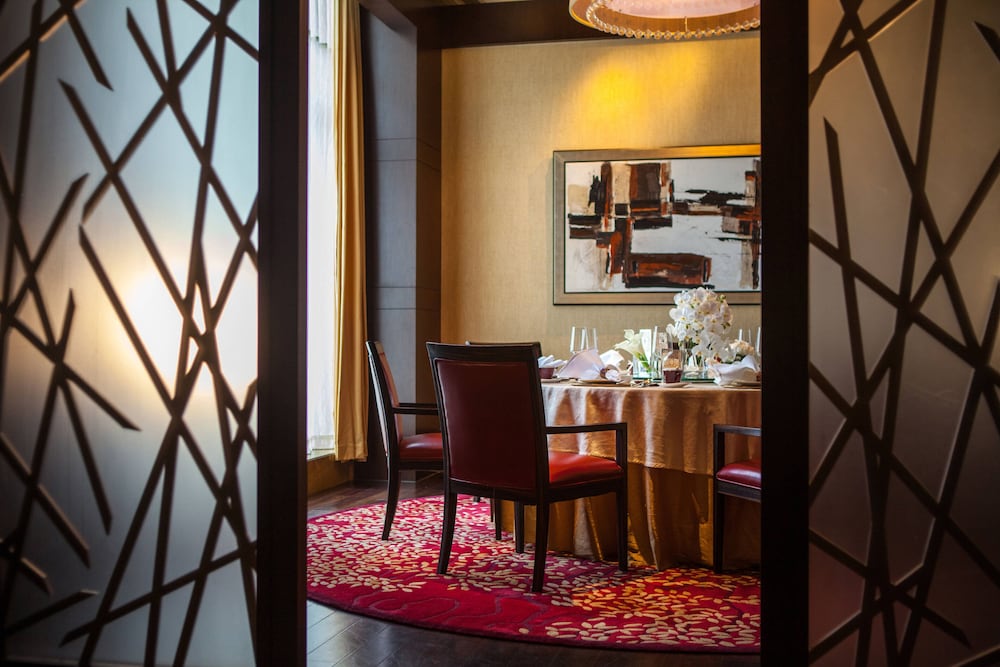 renaissance shanghai putuo hotel