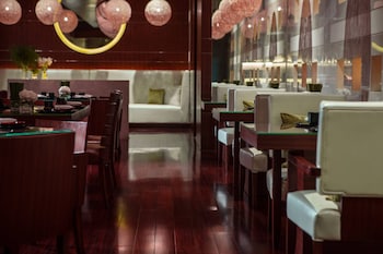 renaissance shanghai putuo hotel