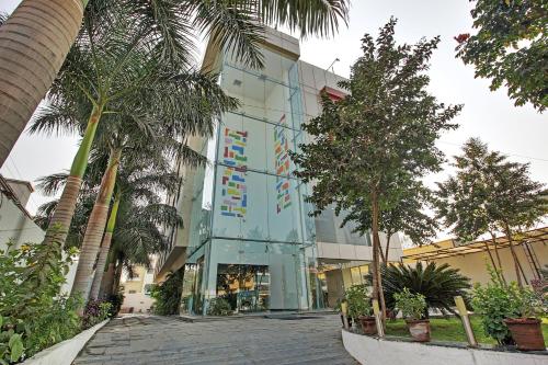 hotel sai miracle