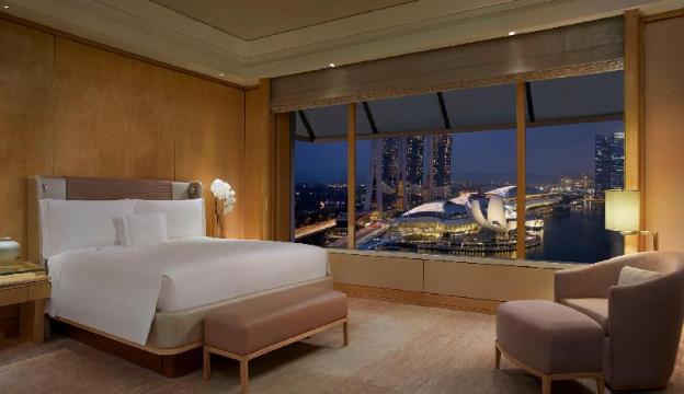 the ritz carlton millenia singapore