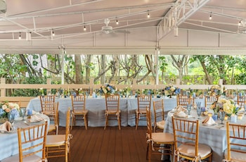 the singer oceanfront resort curio collection by hilton