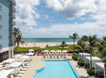 the singer oceanfront resort curio collection by hilton