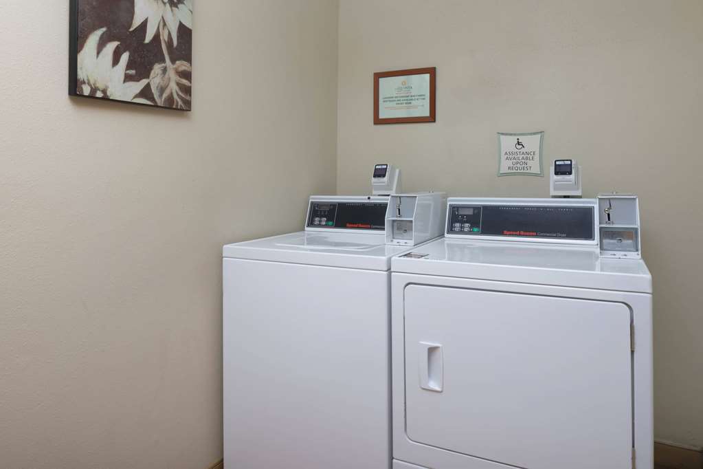 la quinta inn and suites by wyndham savannah southside