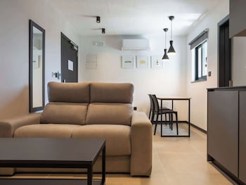 aparthotel adagio malta central