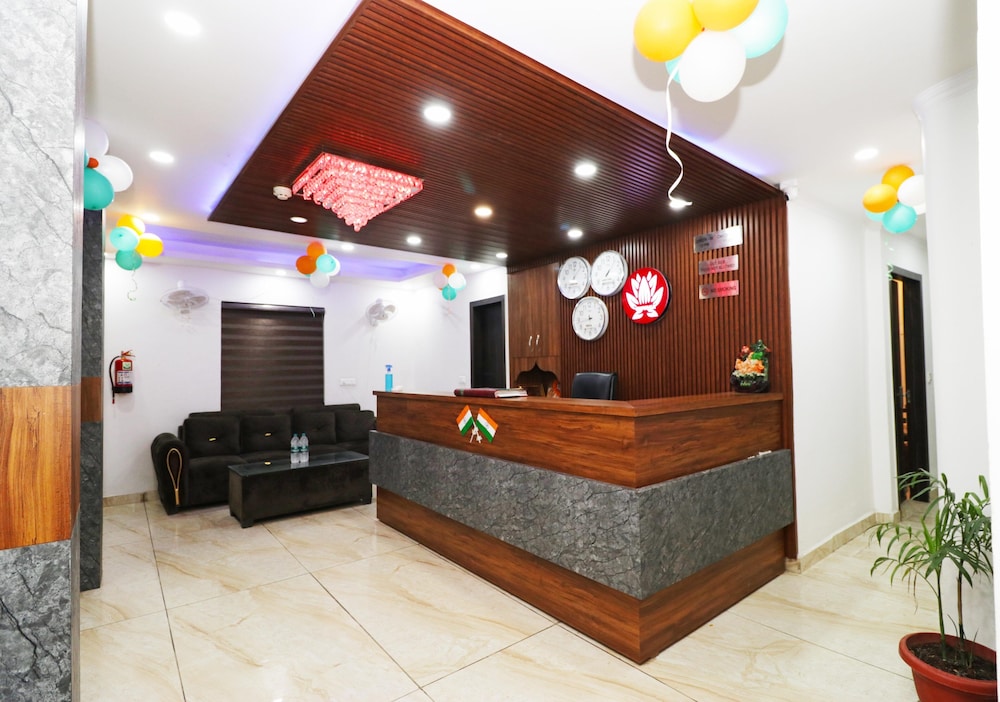 airport hotel shivaka inn