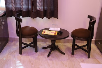 airport hotel shivaka inn