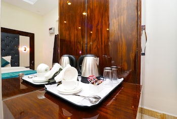 airport hotel shivaka inn