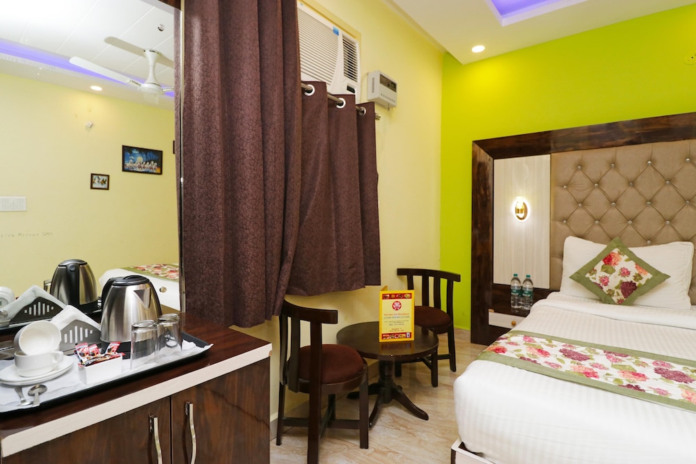 airport hotel shivaka inn