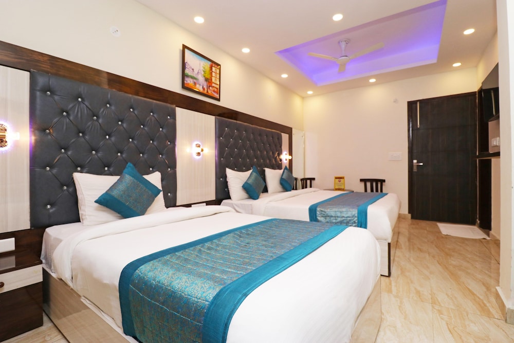 airport hotel shivaka inn