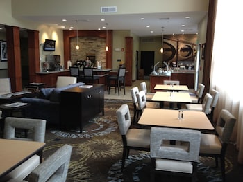 Staybridge Suites Schererville By Ihg,Indiana>>Flossmoor,3 star