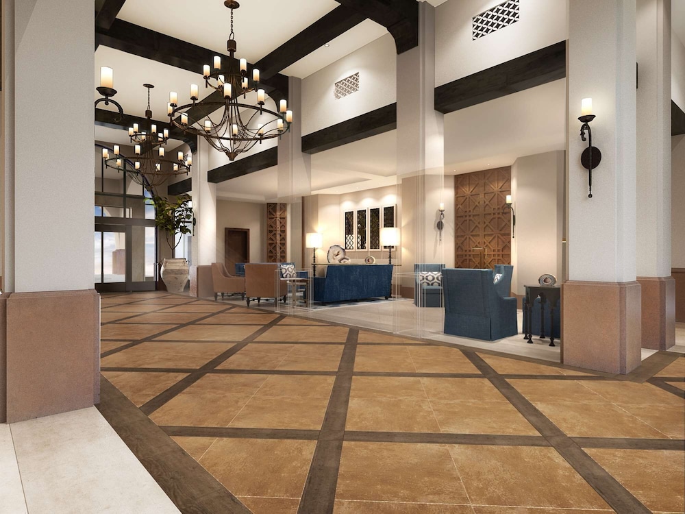 embassy suites by hilton scottsdale resort