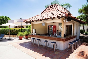 embassy suites by hilton scottsdale resort