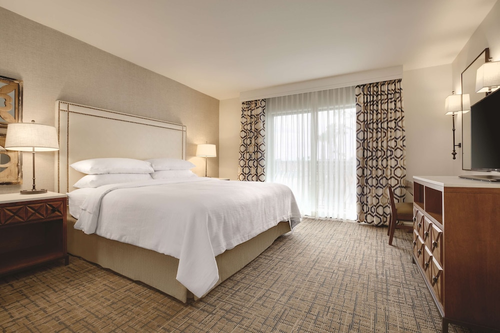 embassy suites by hilton scottsdale resort
