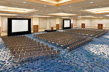 embassy suites by hilton scottsdale resort