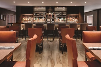 embassy suites by hilton scottsdale resort