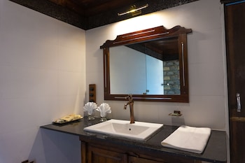 jagira ananta elite gir