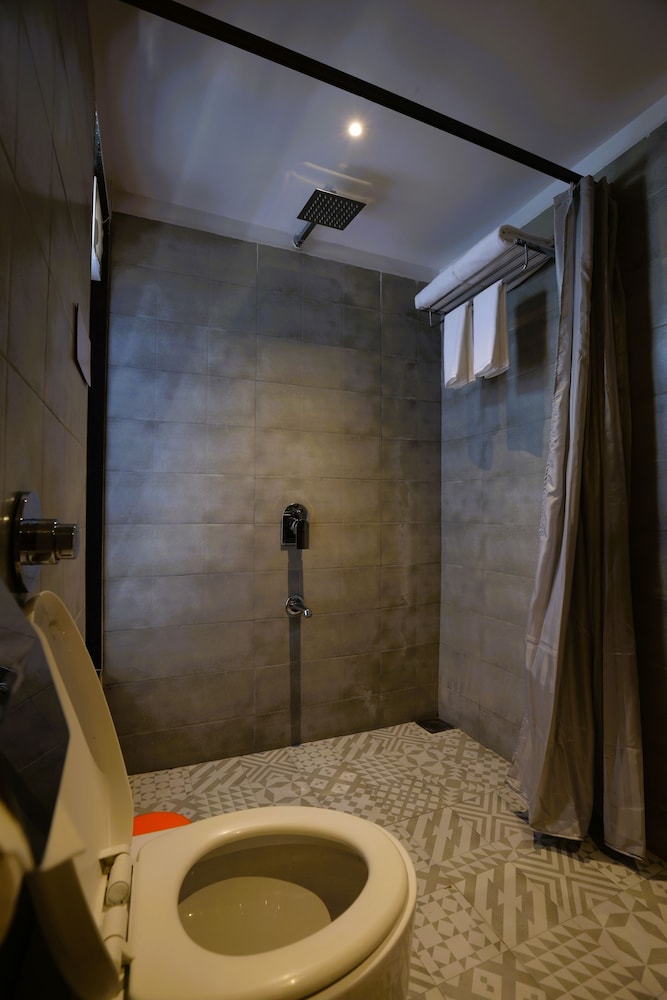 jagira ananta elite gir