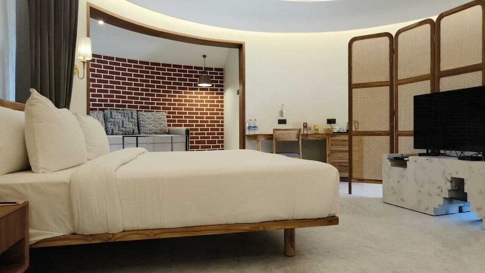 jagira ananta elite gir