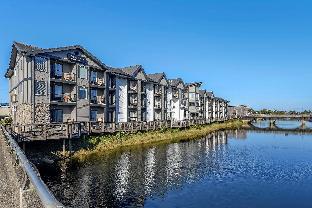 kathryn riverfront inn ascend hotel collection