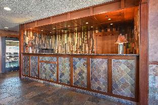 kathryn riverfront inn ascend hotel collection