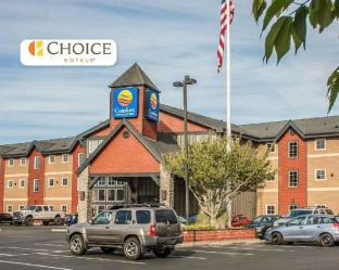 kathryn riverfront inn ascend hotel collection