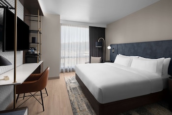 hotel west and main conshohocken philadelphia tapestry by hilton