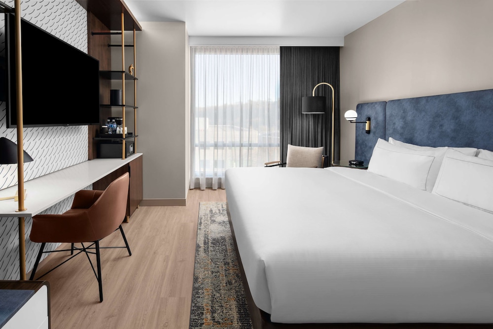 hotel west and main conshohocken philadelphia tapestry by hilton