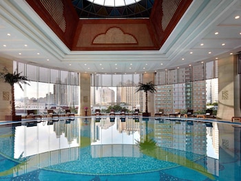 pullman shanghai central in xintiandi and yu garden area