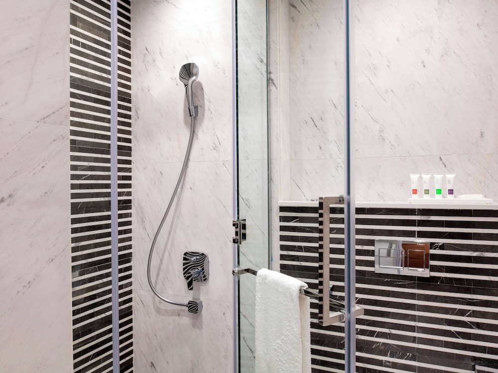 swissotel living jeddah