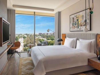 swissotel living jeddah