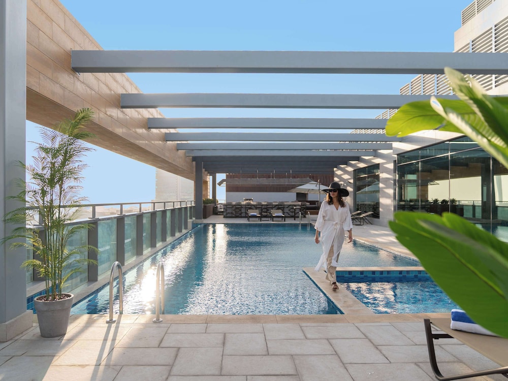 swissotel living jeddah