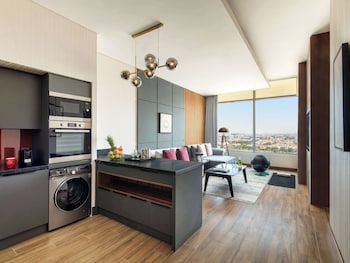 swissotel living jeddah