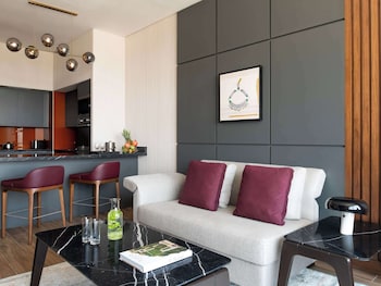 swissotel living jeddah