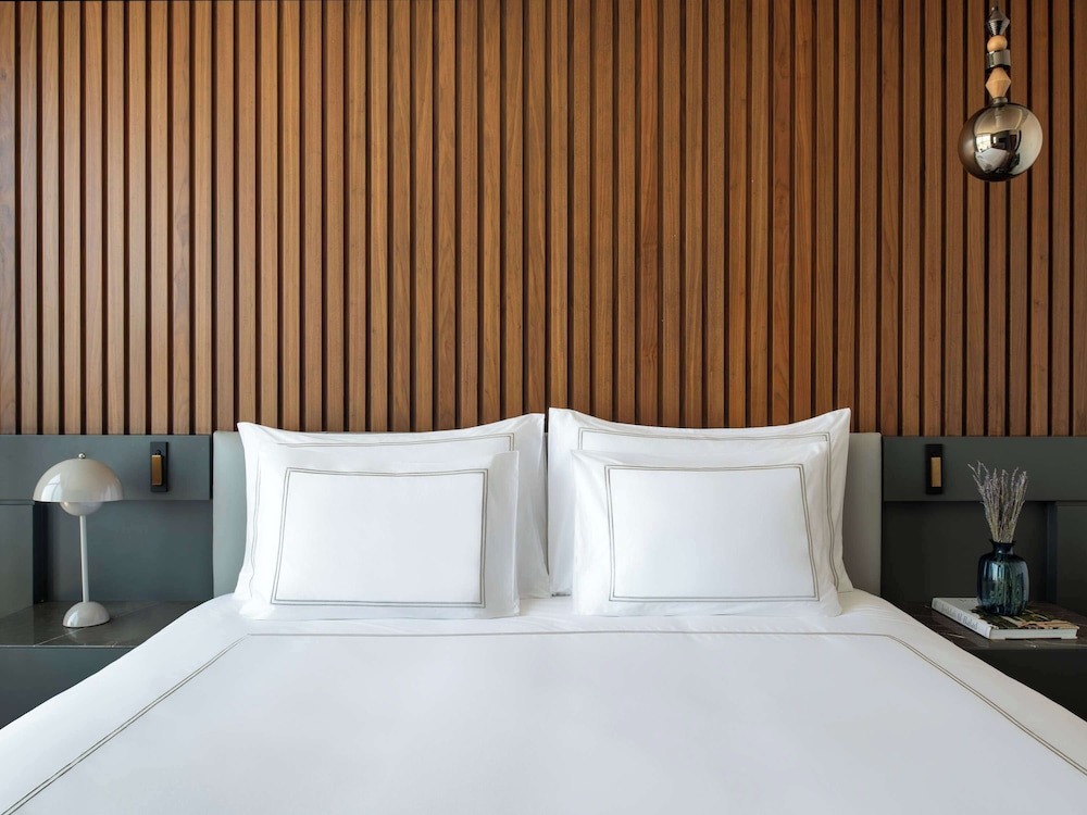 swissotel living jeddah