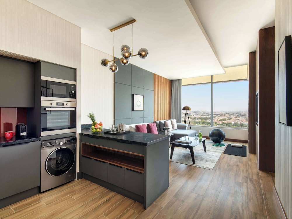 swissotel living jeddah