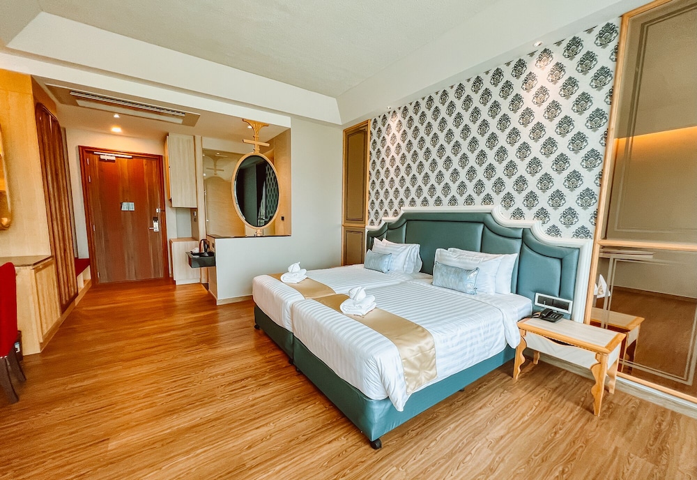 grand lord hoteland residence