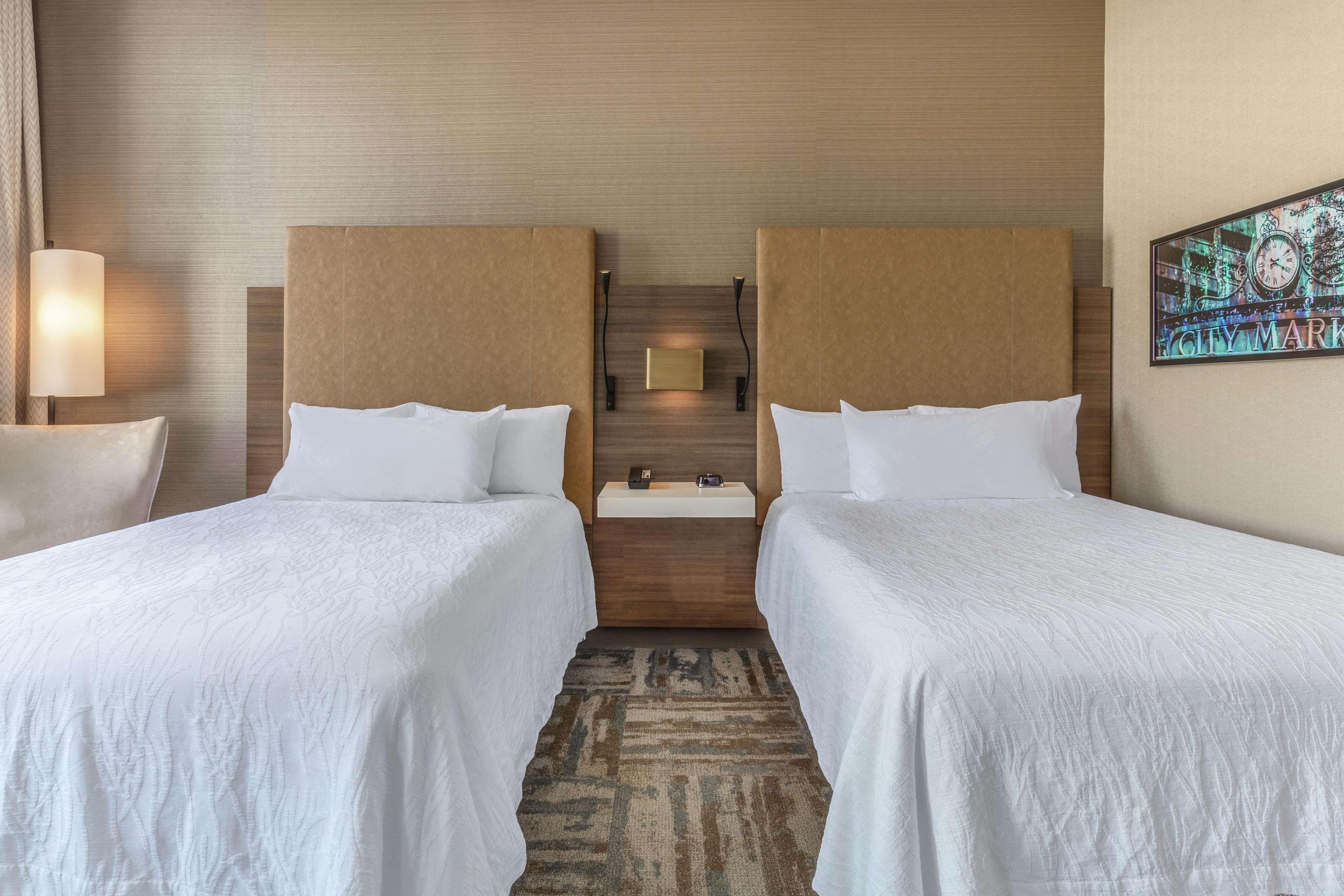 hilton garden inn indianapolis downtown