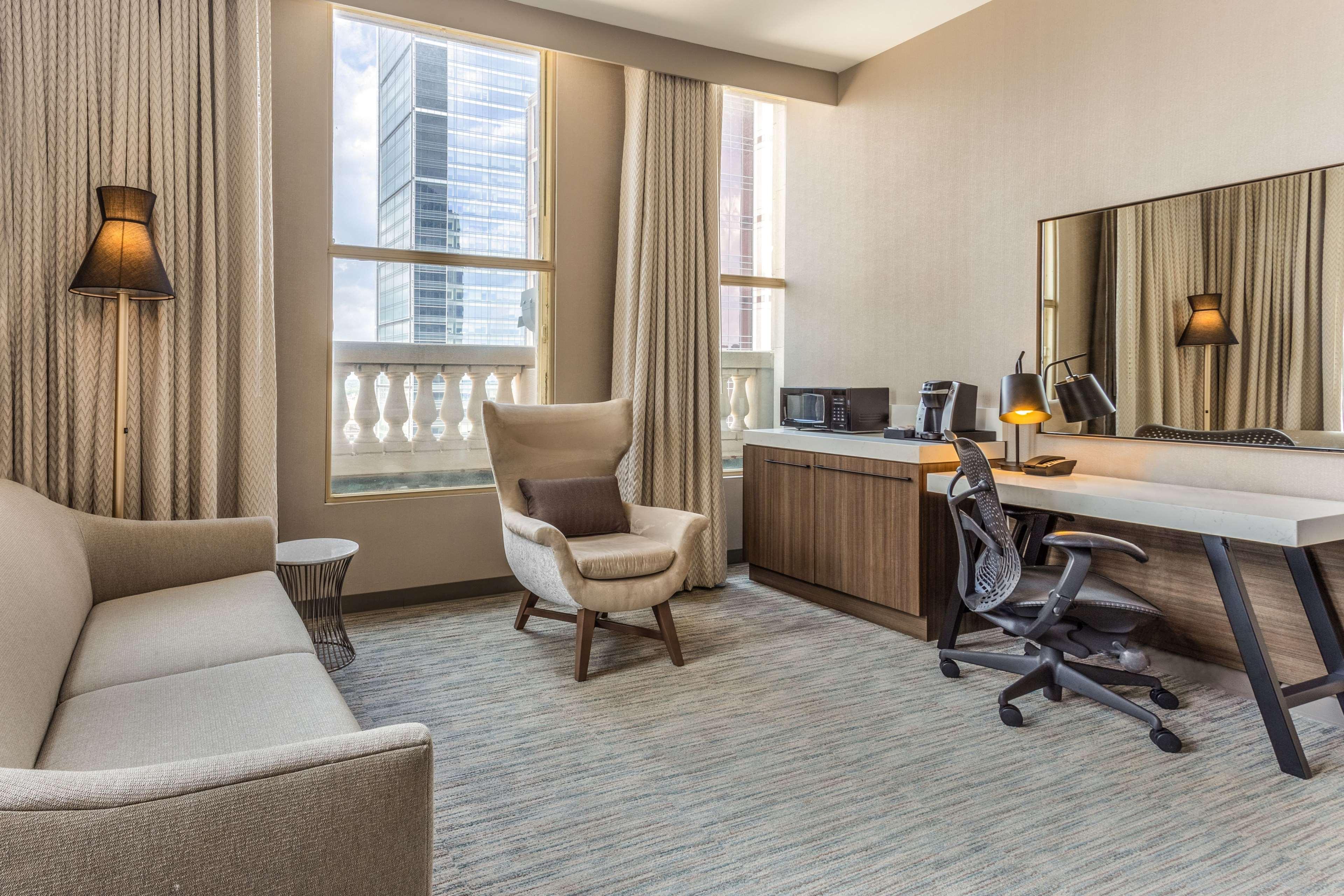 hilton garden inn indianapolis downtown